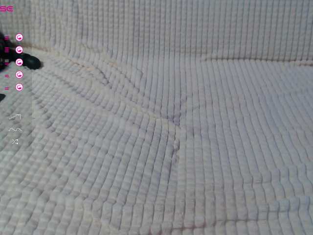 Live sex webcam photo for Icehotangel #277840972