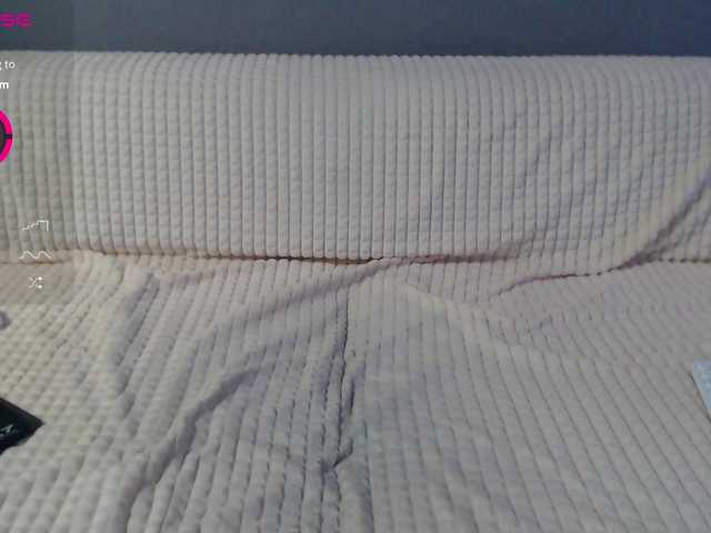 Live sex webcam photo for Icehotangel #288336837