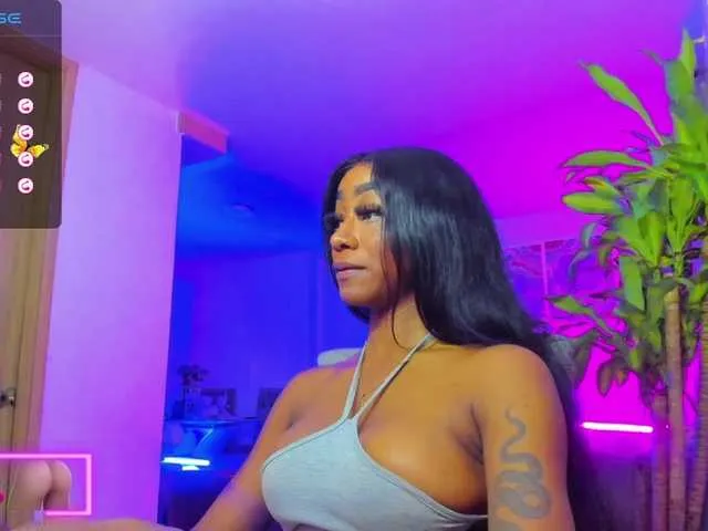 Live sex webcam photo for IdaaraSmith #276848727