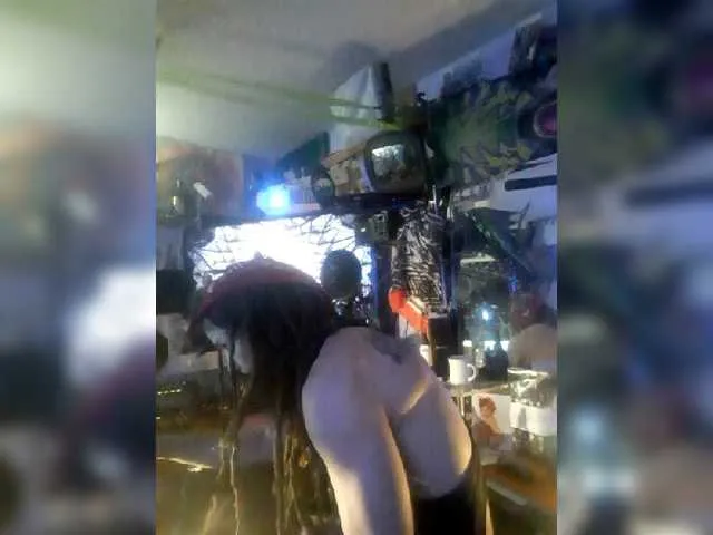 Live sex webcam photo for Ijamesrockerm #273957470