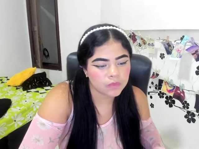 Live sex webcam photo for Ikaika-vayu #273801448