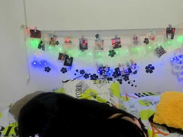 Live sex webcam photo for Ikaika-vayu #273833174