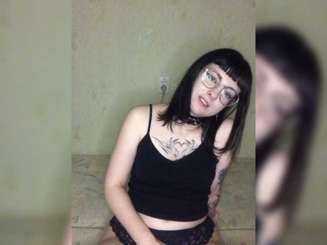 Live sex webcam photo for IlonaSai #277030140