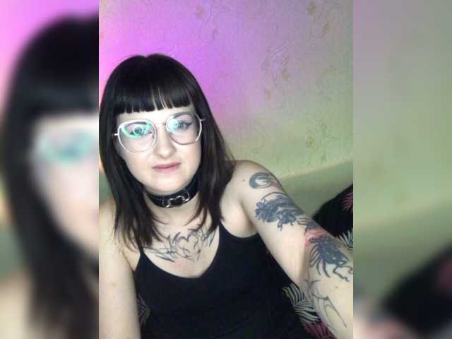 Live sex webcam photo for IlonaSai #277106856