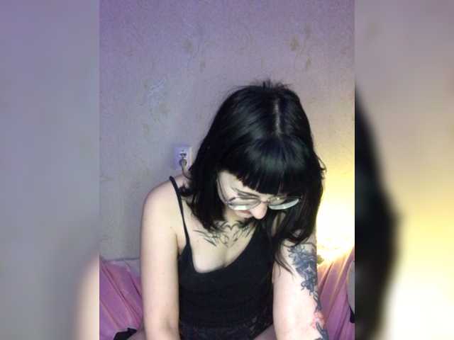 Live sex webcam photo for IlonaSai #277238694