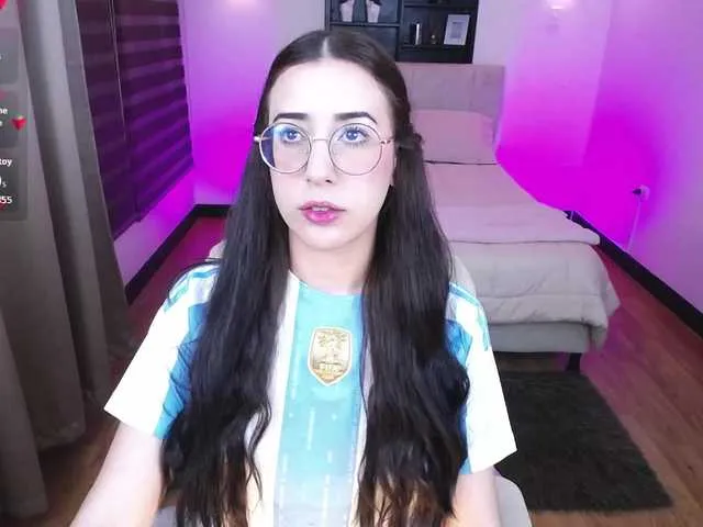 Live sex webcam photo for Im-Kitty #292266606