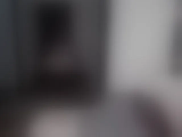 Live sex webcam photo for ImLiaa #293732360