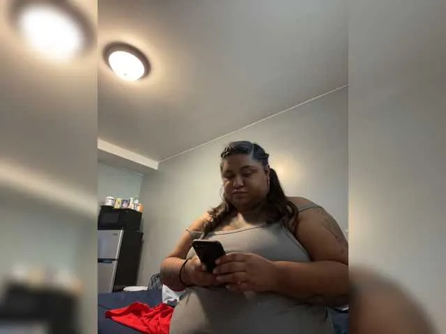 Live sex webcam photo for ImMeeeX0 #273576147