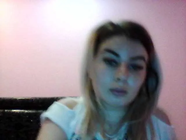 Live sex webcam photo for Imagicgirl98 #272163909