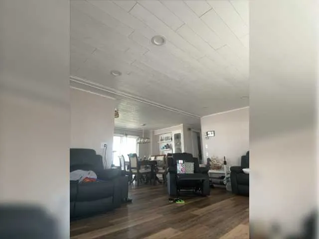 Live sex webcam photo for Imaloonie56 #278085458