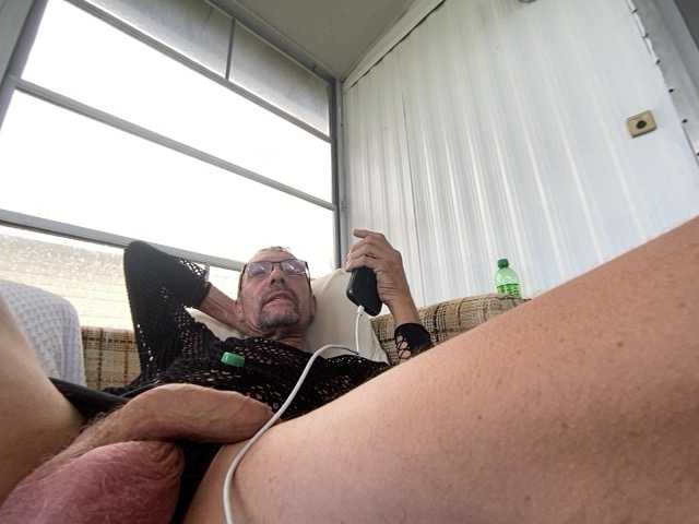 Live sex webcam photo for Imaloonie56 #278096189