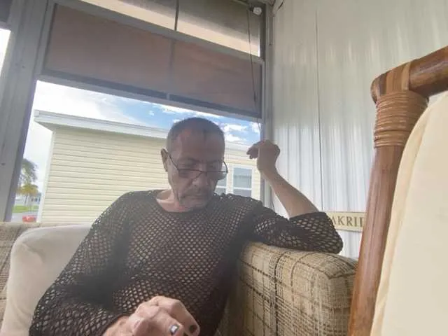 Live sex webcam photo for Imaloonie56 #278181206