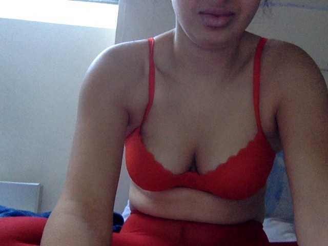 Live sex webcam photo for ImanAla #272226451