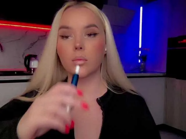 Live sex webcam photo for In-your-fucking-mind #290279291