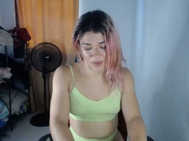 Live sex webcam photo for Ina22 #291029759