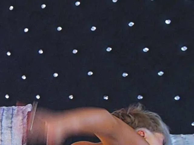 Live sex webcam photo for InannaIshtar1 #291926320