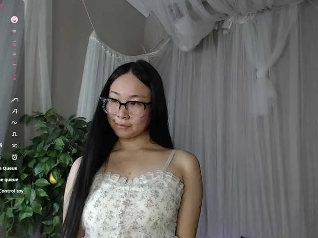 Live sex webcam photo for Inari-Okami #291151222