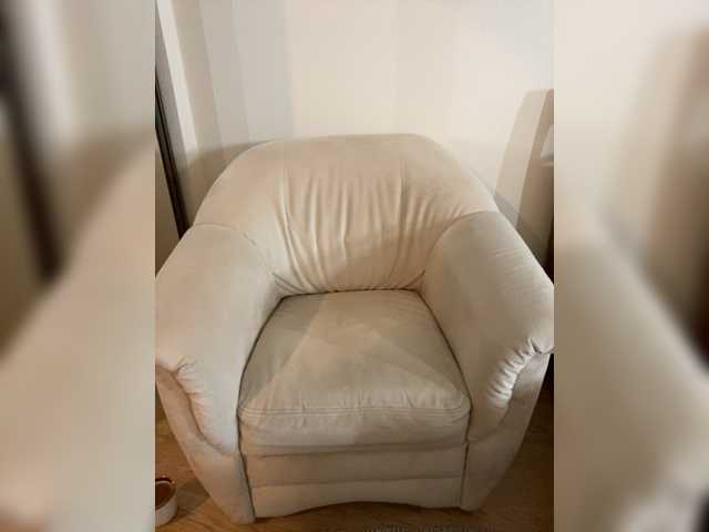 Live sex webcam photo for Incredible123 #275699035