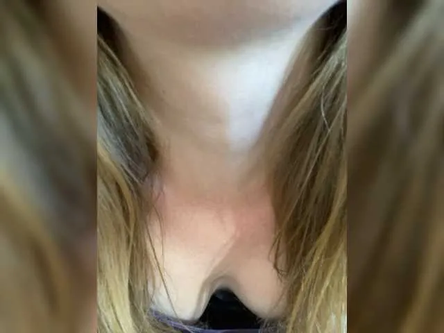 Live sex webcam photo for Incredible123 #276071550