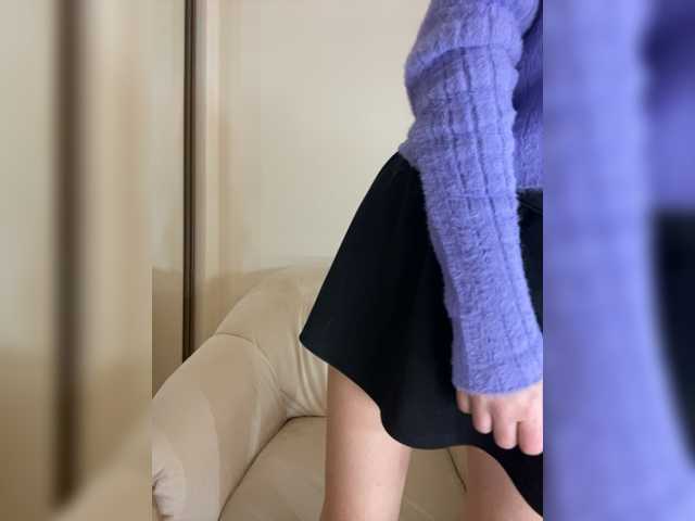 Live sex webcam photo for Incredible123 #276909129