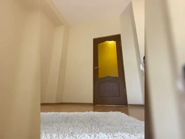 Live sex webcam photo for Incredible123 #277689037