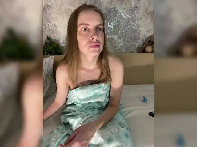 Live sex webcam photo for Incredible123 #278293867