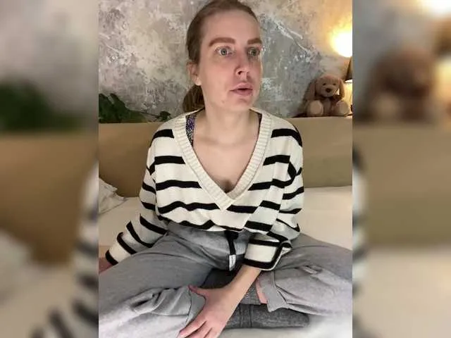 Live sex webcam photo for Incredible123 #290294232