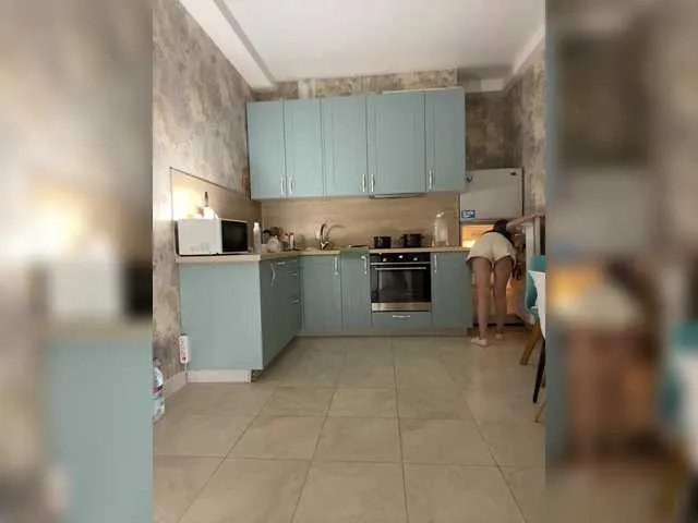 Live sex webcam photo for Incredible123 #291482255