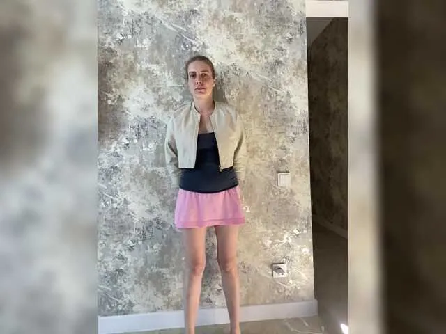 Live sex webcam photo for Incredible123 #291661577