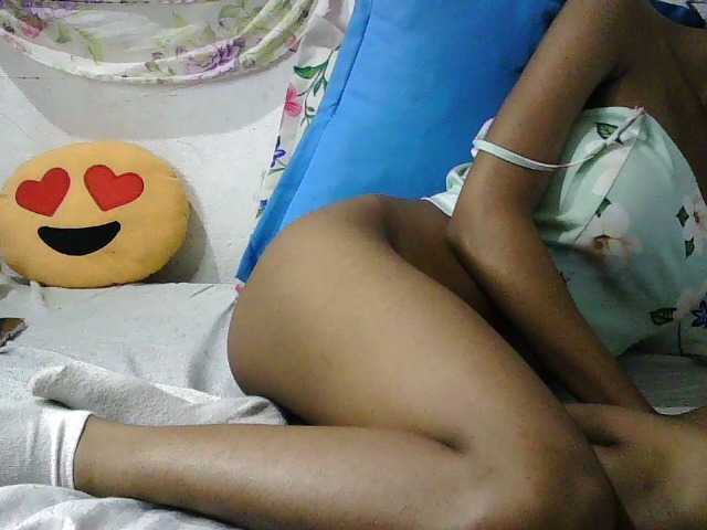 Live sex webcam photo for IndiaSelvagem #280896930