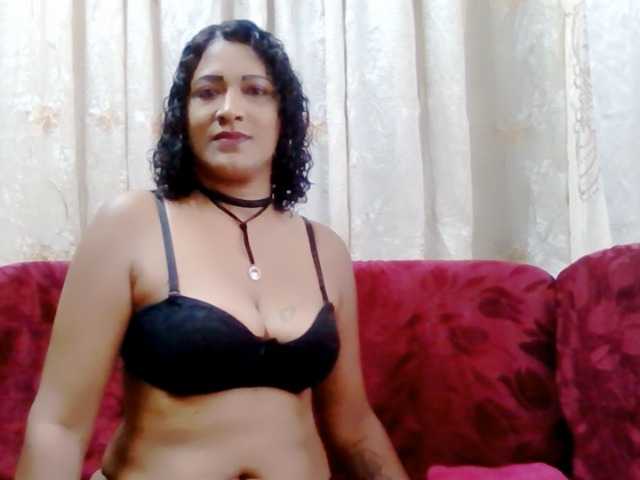 Live sex webcam photo for IndianFireball #277500283