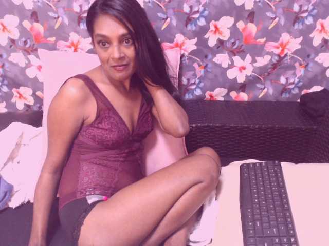 Live sex webcam photo for IndianSutraX #275717923