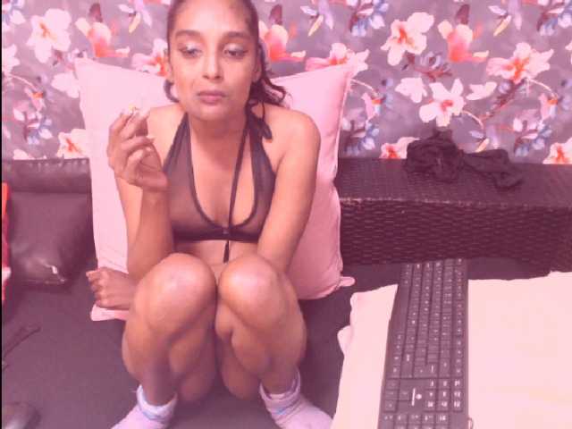 Live sex webcam photo for IndianSutraX #275882036