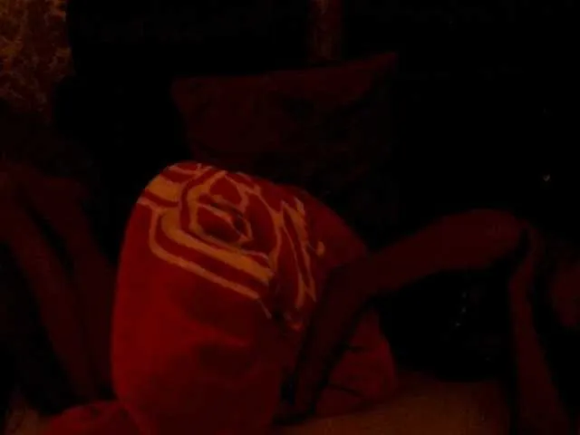 Live sex webcam photo for IndianSutraX #277336127