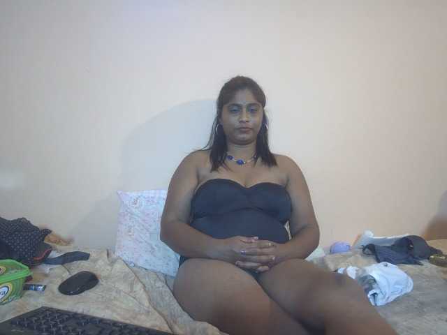 Live sex webcam photo for IndianTreat #275943120