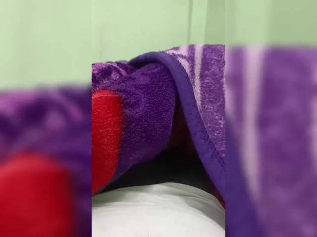 Live sex webcam photo for Indiancollegeguys1 #290508465