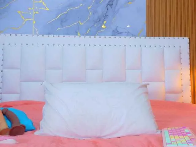 Live sex webcam photo for Indiancutiie #291717447