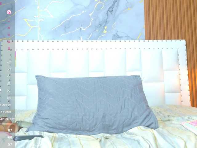 Live sex webcam photo for Indiancutiie #291730059