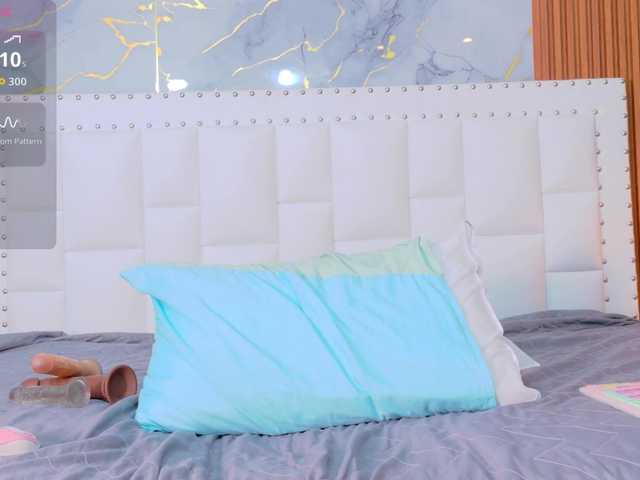 Live sex webcam photo for Indiancutiie #292092213