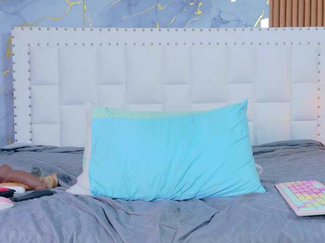 Live sex webcam photo for Indiancutiie #292324847