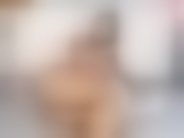 Live sex webcam photo for Indiancutiie #294139189