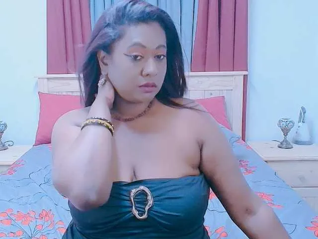 Live sex webcam photo for Indianlust69 #292265022