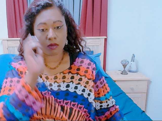 Live sex webcam photo for Indianlust69 #292309289