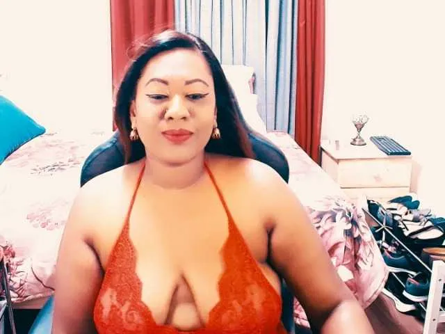 Live sex webcam photo for Indianlust69 #293196641