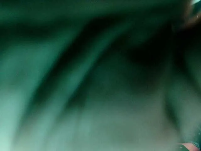 Live sex webcam photo for Indianmayaxoxo #291240471