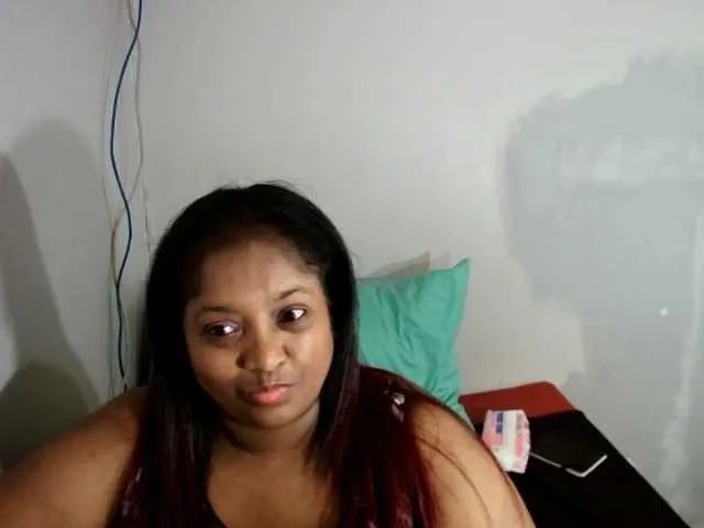 Live sex webcam photo for Indiantasha #287986297