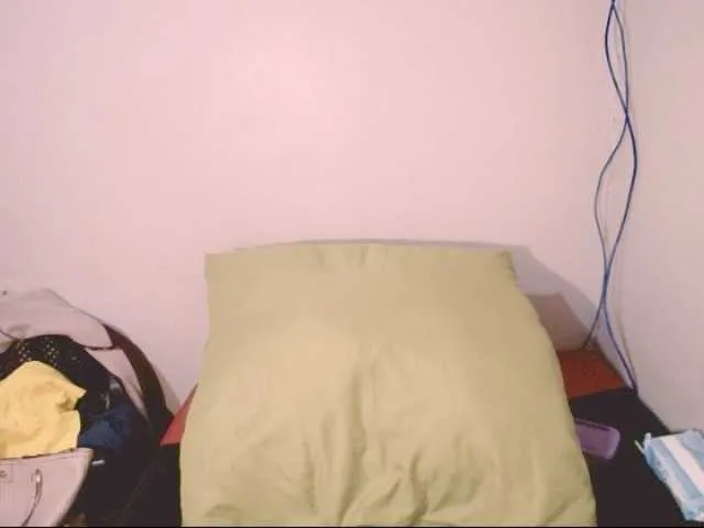 Live sex webcam photo for Indiantasha #287986541