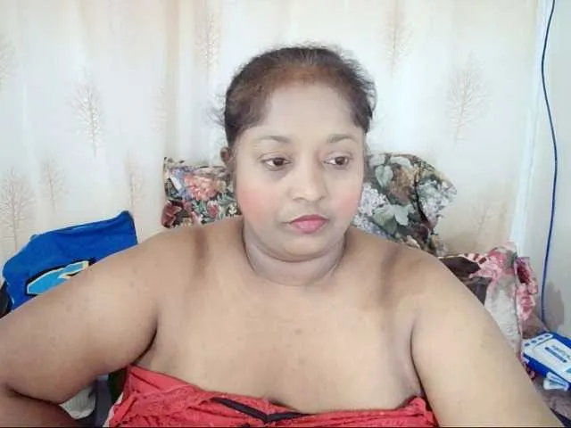 Live sex webcam photo for Indiantasha #290897004