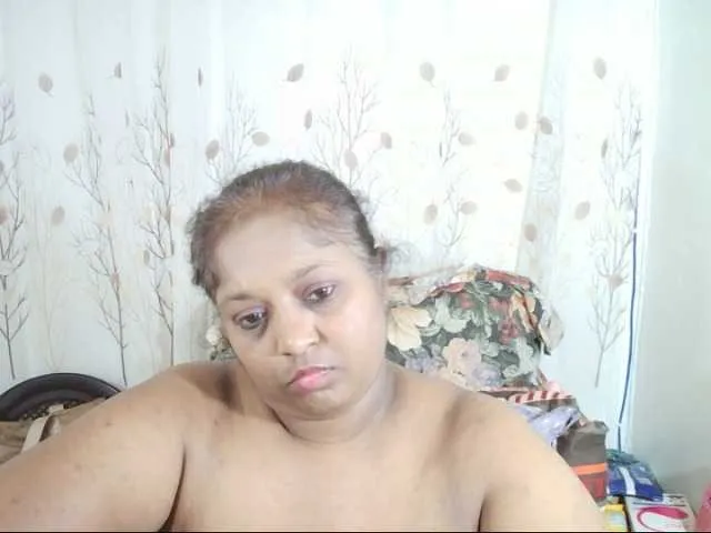 Live sex webcam photo for Indiantasha #291808426