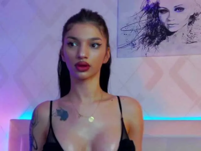 Live sex webcam photo for IndigoRoyal #277472779